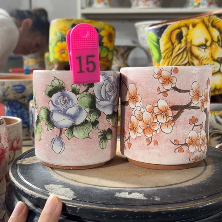 景德镇市昌江区手绘花盆