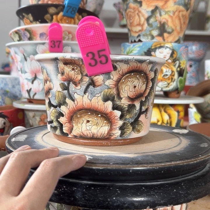 景德镇市昌江区手绘花盆