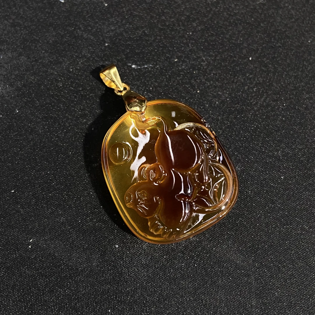 【618大促】香港王老板-蜜蜡琥珀镶嵌吊坠aa128