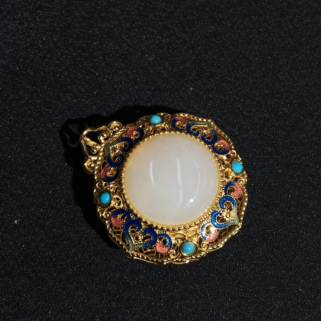 9.27香港王老板-和田玉镶嵌吊坠多样性发一2s420。 6979-2