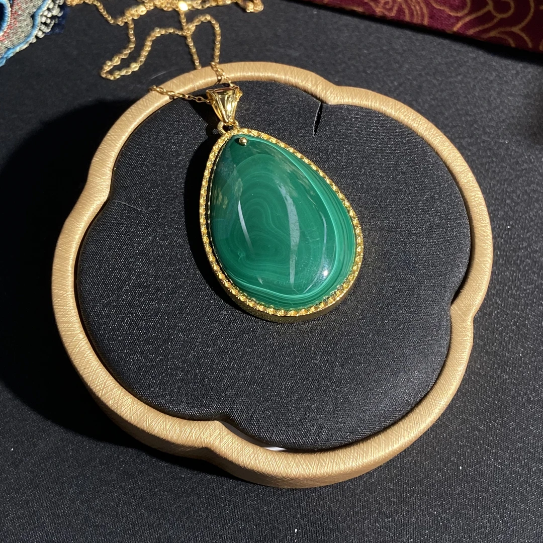 【618大促】香港王老板-孔雀石镶嵌吊坠3a374