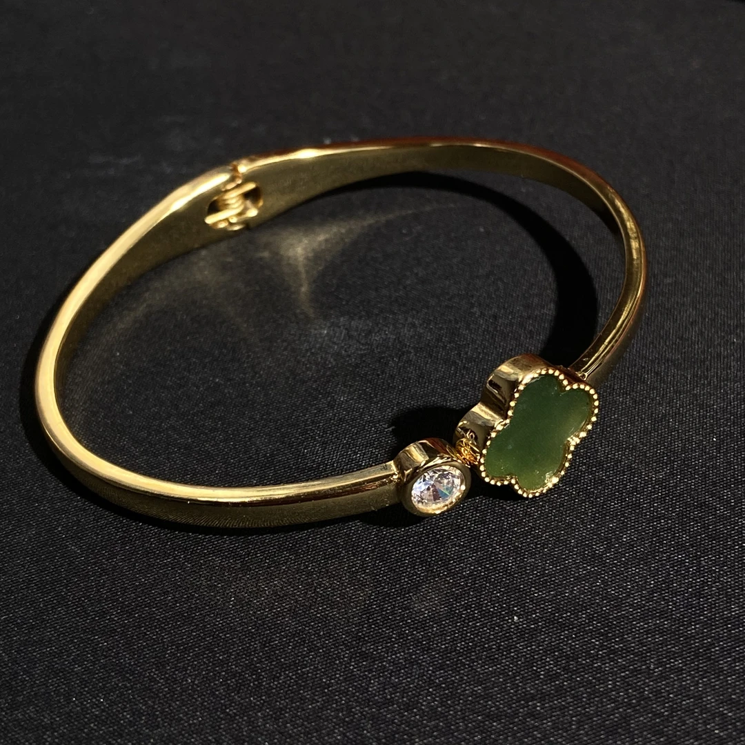 【618大促】9.16香港王老板-和田玉镶嵌手镯多样性发一2w37