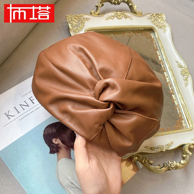 布塔秋冬时尚羊皮百搭女士经典画家冷帽冬季复古包头贝雷帽