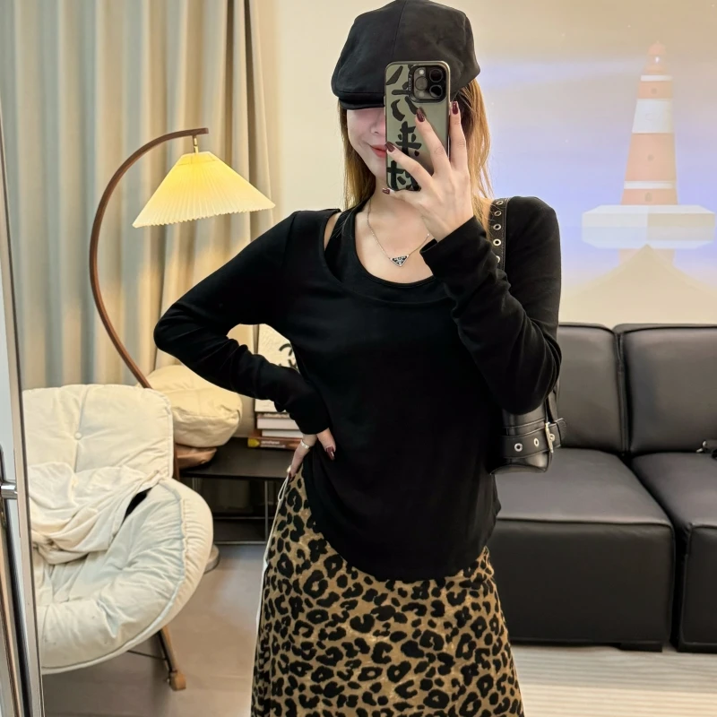 韩系挂脖假两件长袖t恤女2024秋季新款设计感纯色修身打底衫