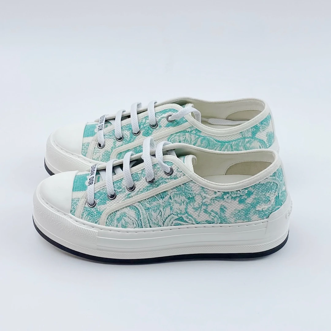 全新未使用 DIOR/迪奥 36码  绿色刺绣板鞋 全新 lm1745