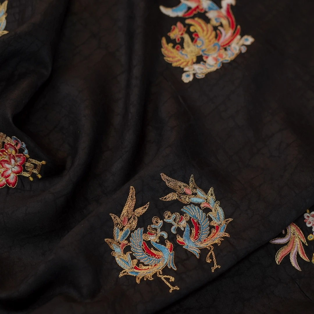 香云纱刺绣面料110幅宽26姆米高端定制款式旗袍袍子连衣裙