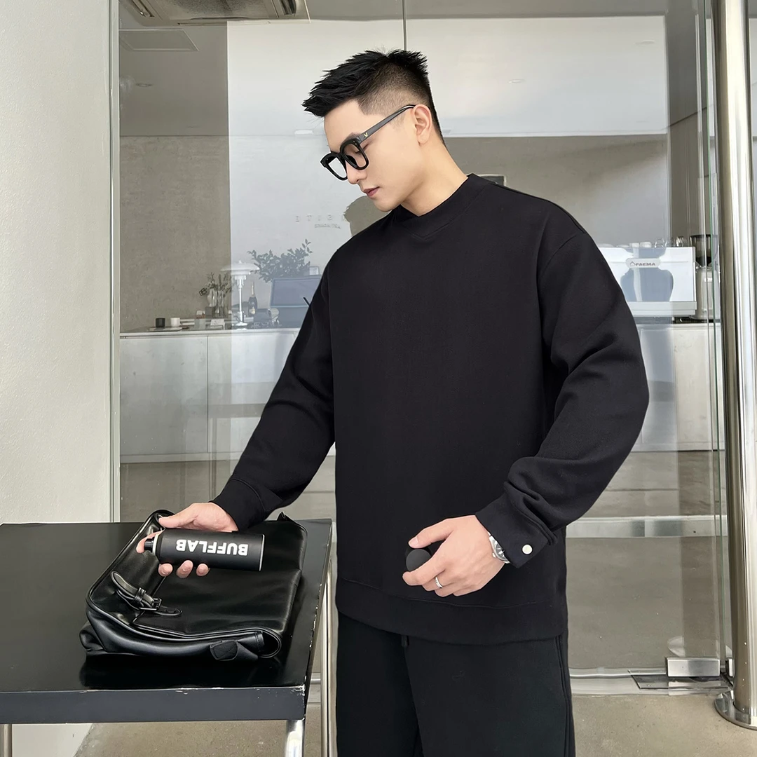 22号穿搭【热感双面绒】极简V领保暖蓄热软糯德绒打底衫内搭T恤男