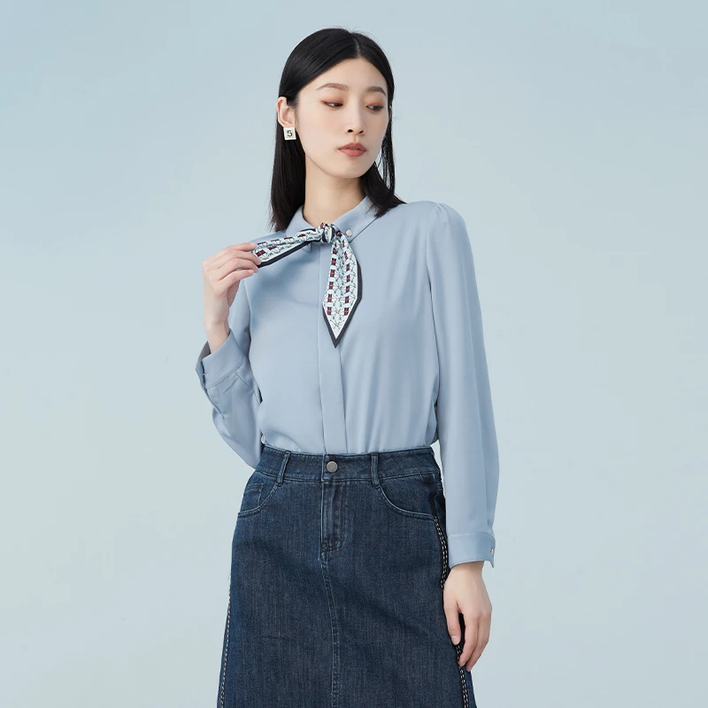 EMOO/杨门浅蓝长袖套头衫气质设计感设计感蓝色通勤E12T013150