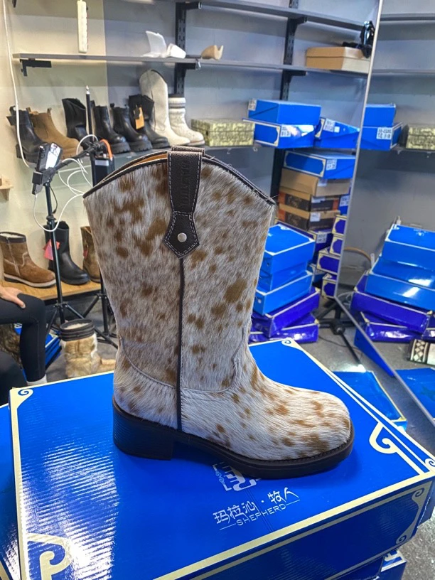 2018-5不挑花色女士牛牛仔靴