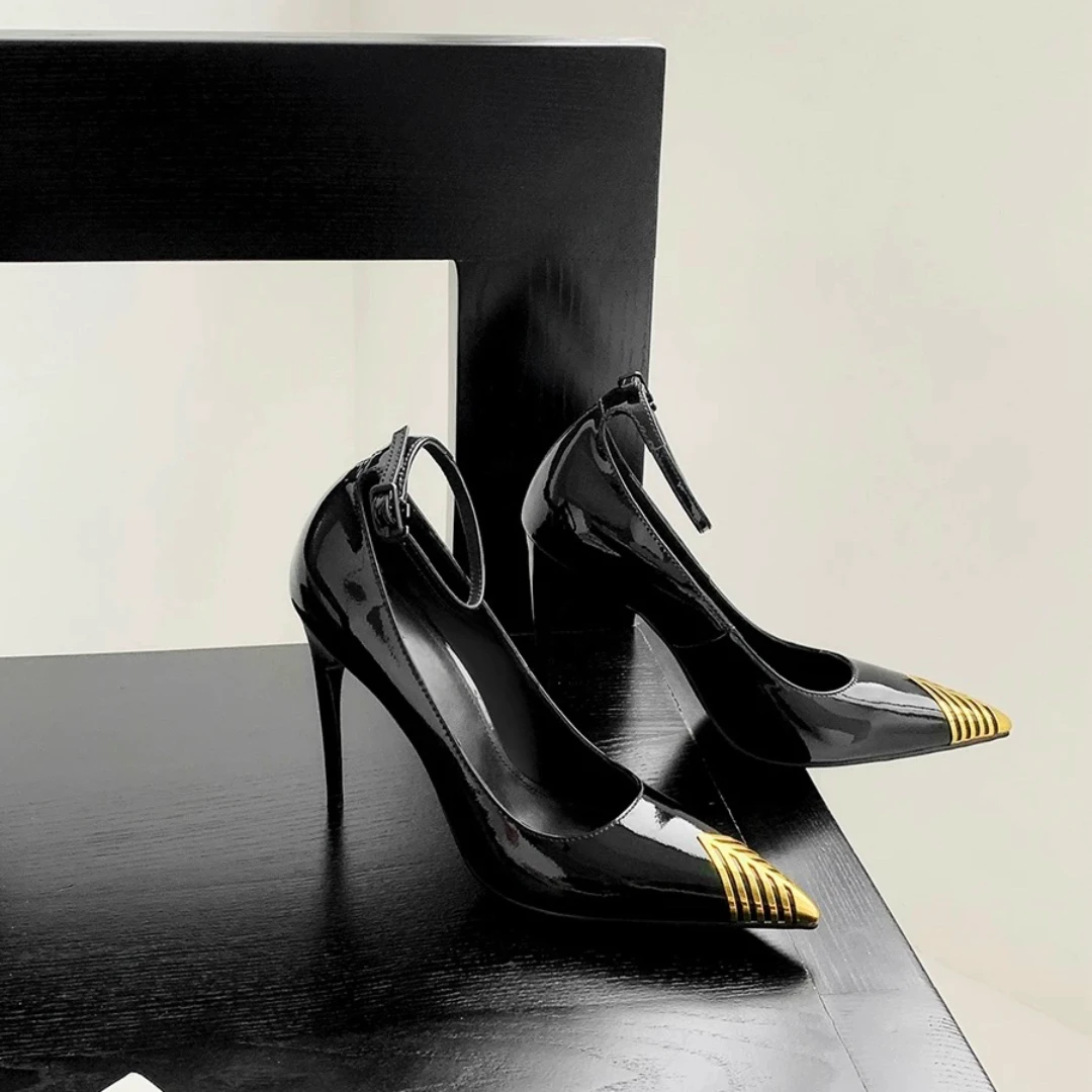 2025新款金属尖头高跟鞋女法式细跟浅口宴会高跟鞋性感轻奢单鞋