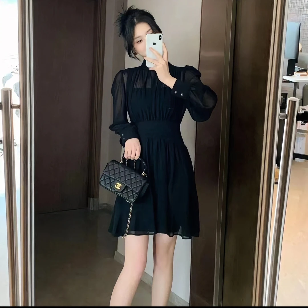 春夏赫本风气质显瘦收腰黑色长袖连衣裙法式中长裙小黑裙长款夏季