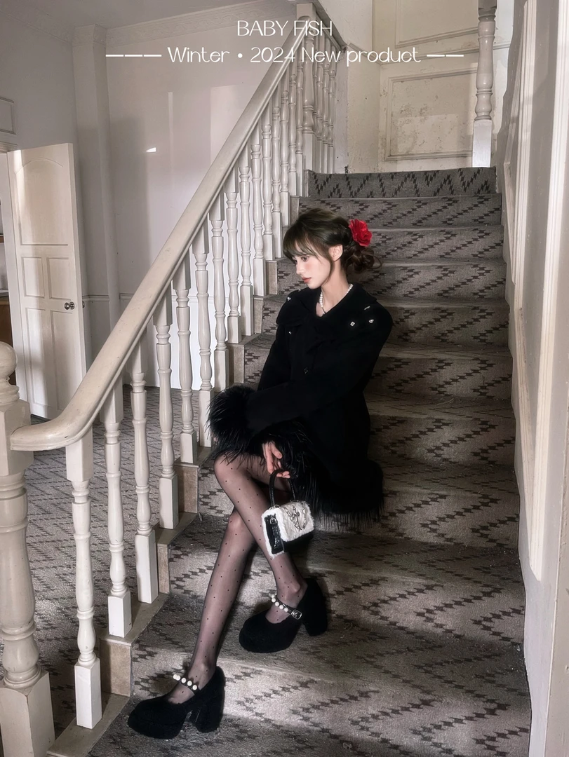 【小李包×越韩小鱼】人间赫本 金贵黑手工缝钻蝴蝶结流苏感毛呢外套