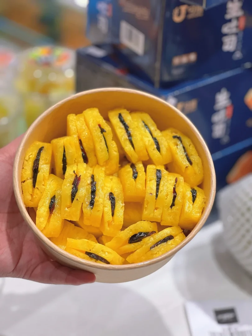 凤梨夹乌梅300克
