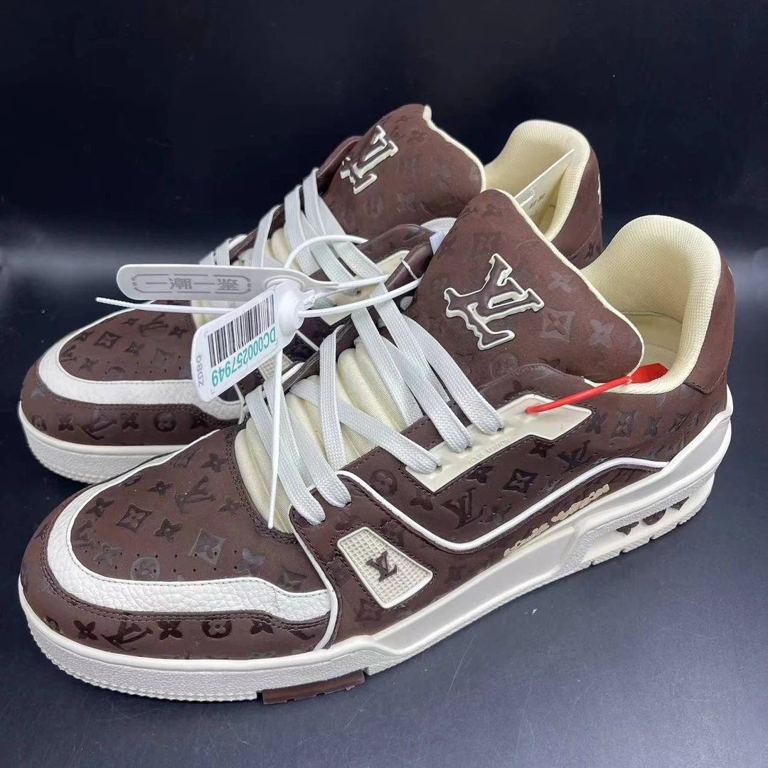 99新 LouisVuitton/路易威登 红棕巧克力/Tyler联名/吹那/trainer