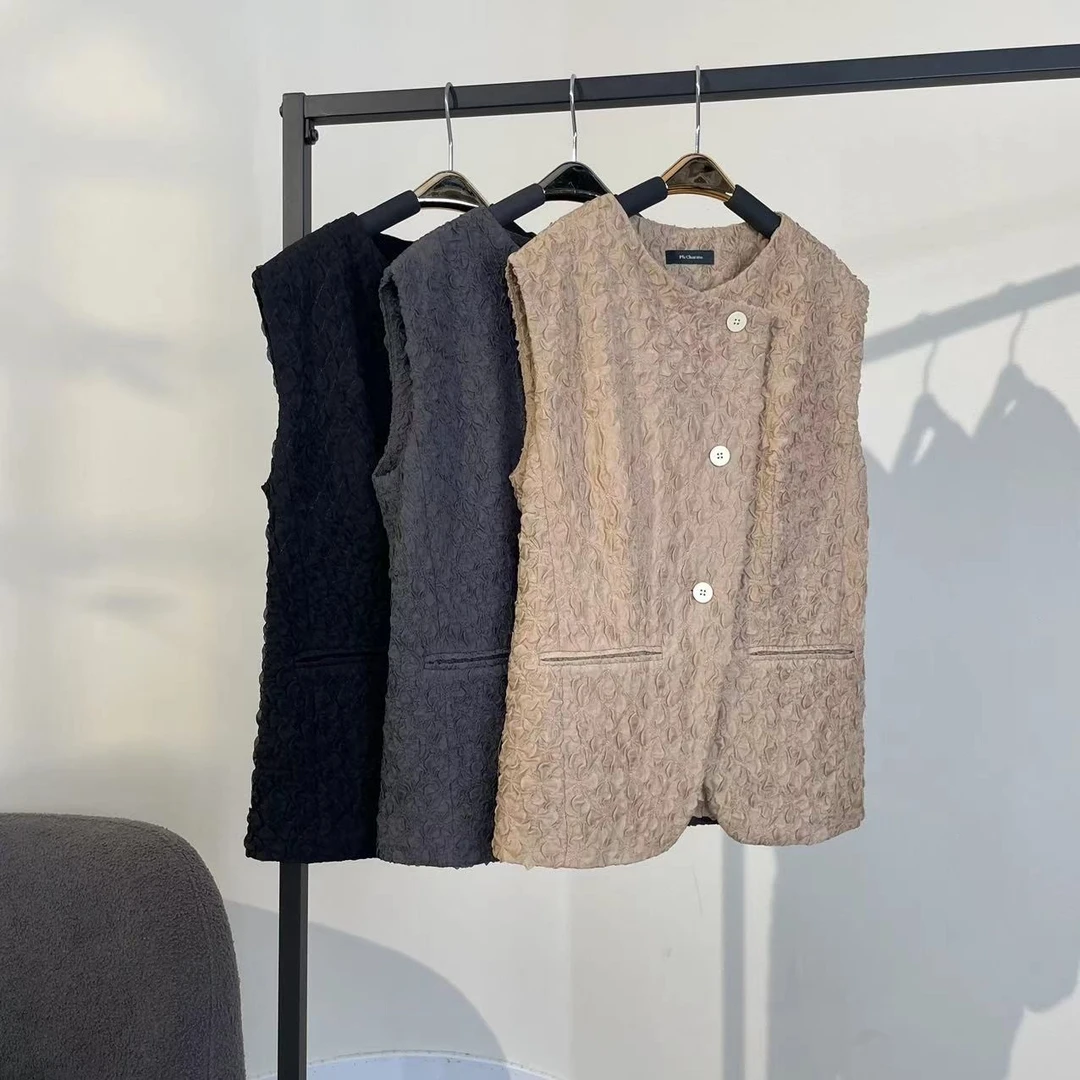 摺之韵2024秋冬新款百搭无袖刺绣时尚马甲#S1487