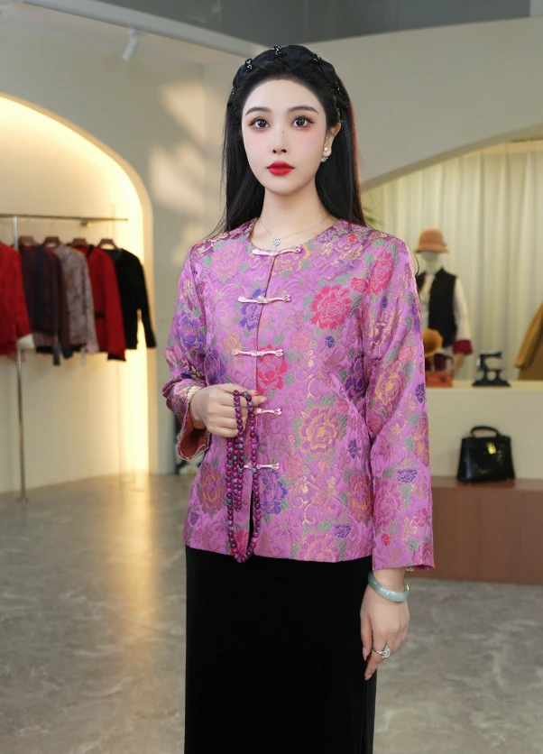 【闪闪专属】 2025冬装上新新款国风新中式宋锦圆领外套8519