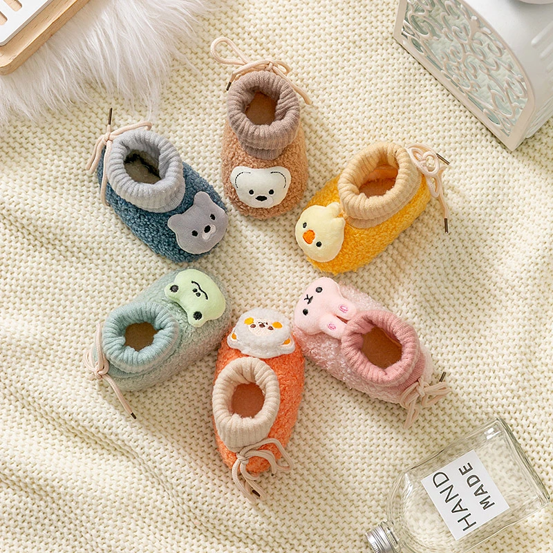 婴儿秋冬季学步棉鞋软底防滑加厚保暖3-12个月宝宝脚套不掉跟袜鞋