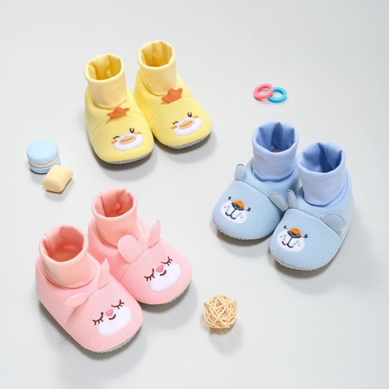 春秋季婴儿鞋软底学步男女宝宝鞋子3-6-8-12个月防掉防滑单鞋