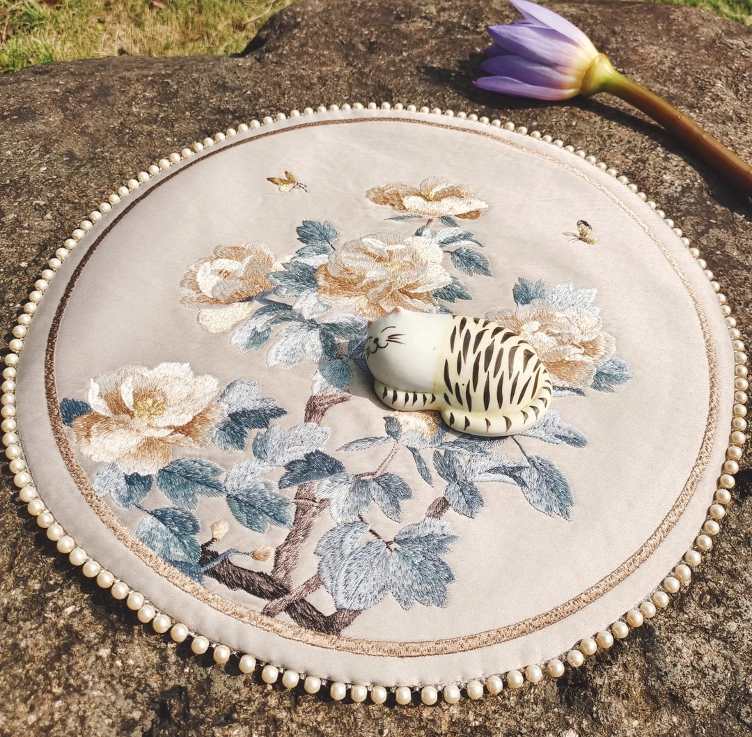 古风国潮刺绣手工订珠茶席