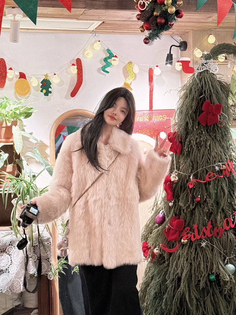 JW/玖伍 翻领“冬日甜妹”托卡直毛皮毛一体408