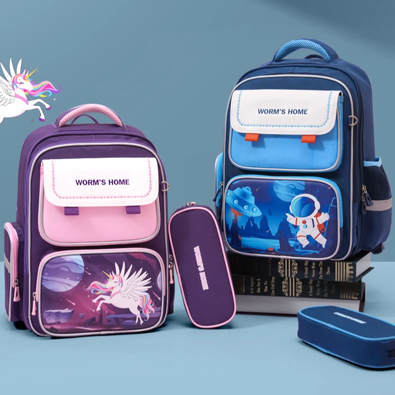 新款小学生书包一二三年级儿童男生女孩轻便双肩包时尚超轻透气