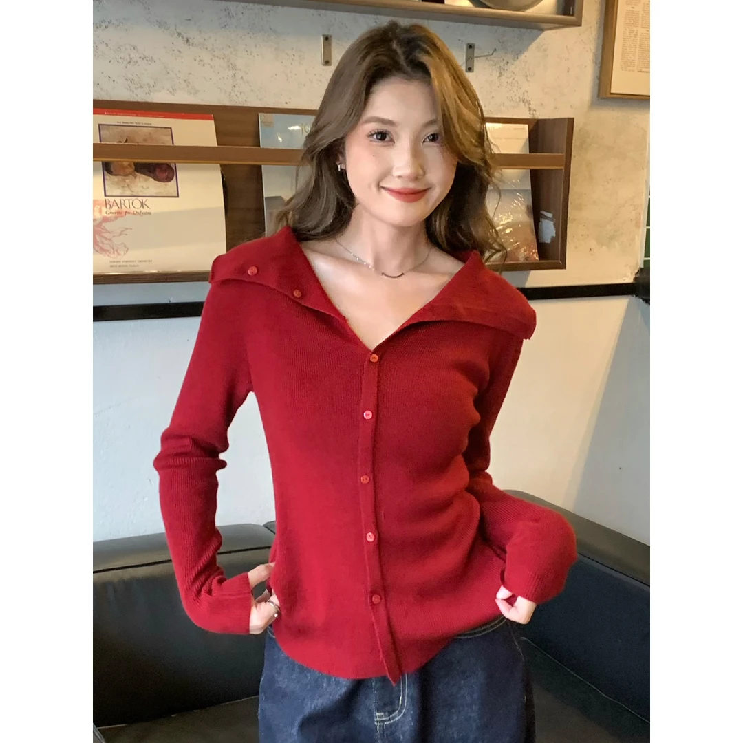 秋季安可拉红设计感针织衫女小个子洋气百搭小众显瘦修身红色上衣