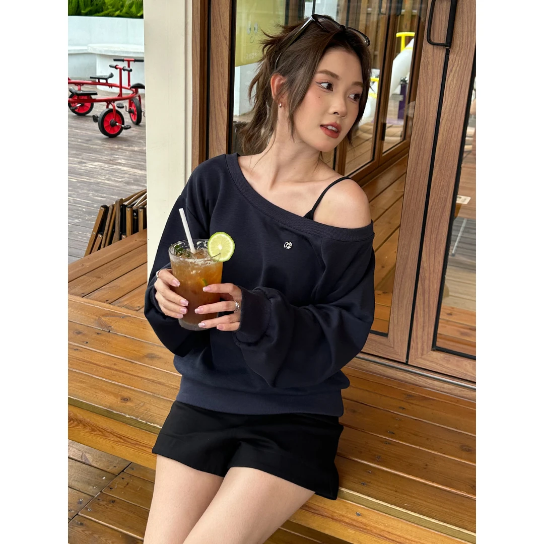 初秋直筒休闲短裤女黑色百搭小众时尚韩版设计感显瘦高腰裤子
