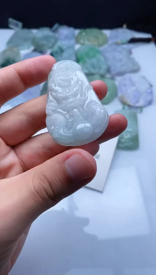 【闪购商品】翡翠吊坠(不含链)未镶嵌47