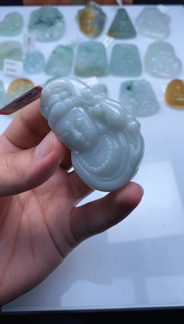 【闪购商品】翡翠吊坠(不含链)未镶嵌1701