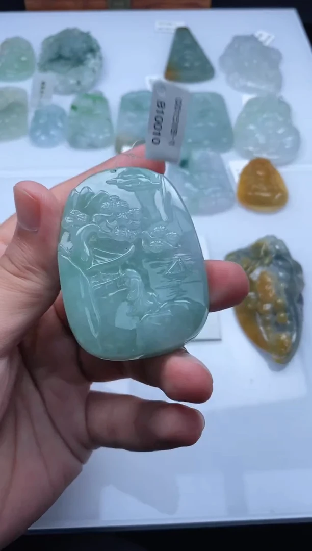 【闪购商品】翡翠吊坠(不含链)未镶嵌1734