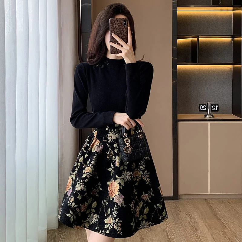 3451-3500 杂款女装辣妹连衣裙修身臀裙显瘦气质长袖白色针织性感