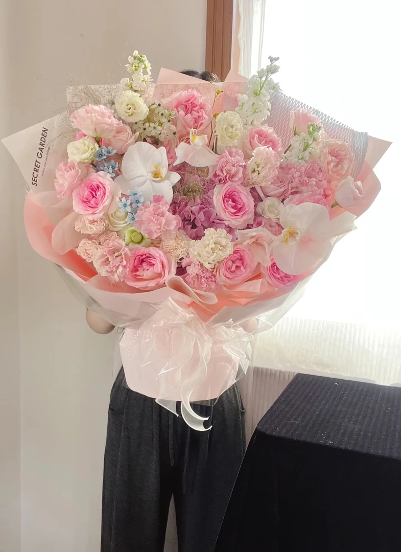 粉玫瑰绣球洋桔梗混搭生日花礼送女友爱人长辈送花上门