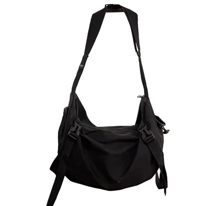 鸭鸭时尚运动包