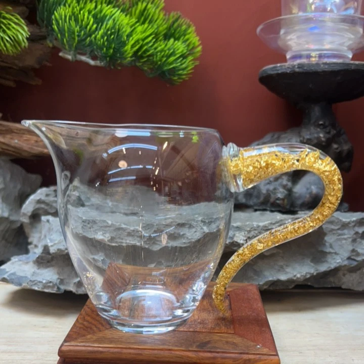 南宁茶具（02）水晶玻璃公杯金箔把创意加厚耐热分茶高档公道杯茶道