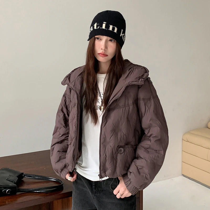 短款连帽设计感羽绒服女2025年秋冬新品欧货压胶设计感小个子外套