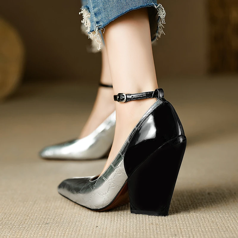 11cm复古玛丽珍浅口坡跟高跟鞋女春秋新款尖头一字带拼色粗跟单鞋