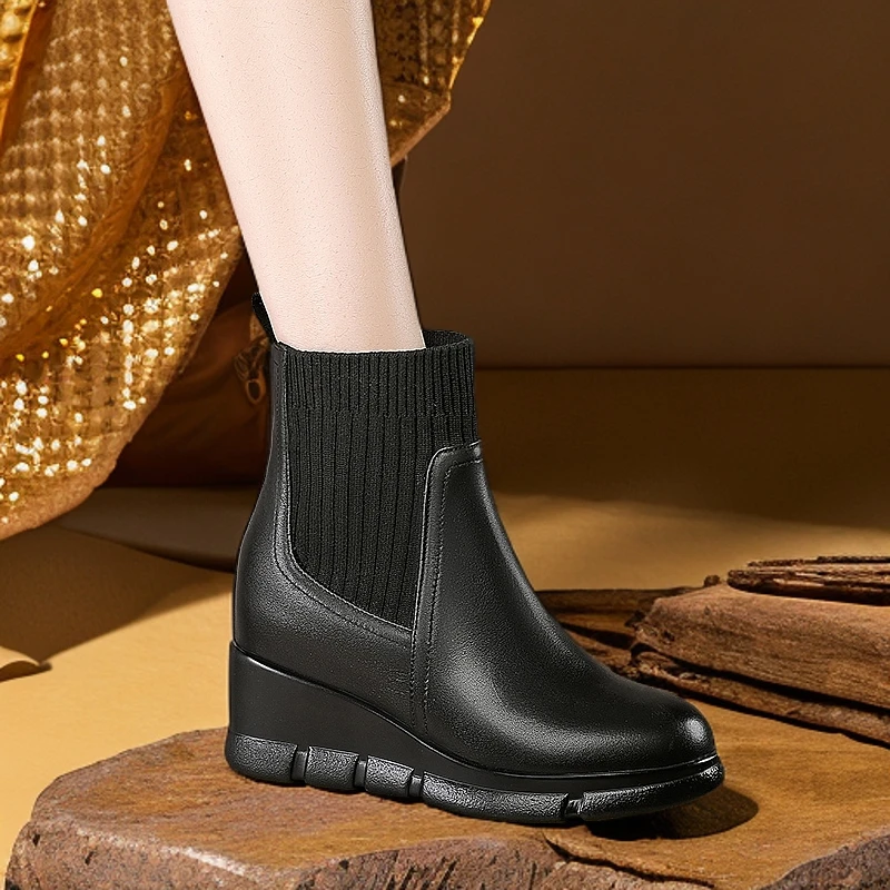 小个子增高8.5cm~秋冬鞋子女款真皮坡跟短靴加绒马丁靴弹力瘦瘦靴