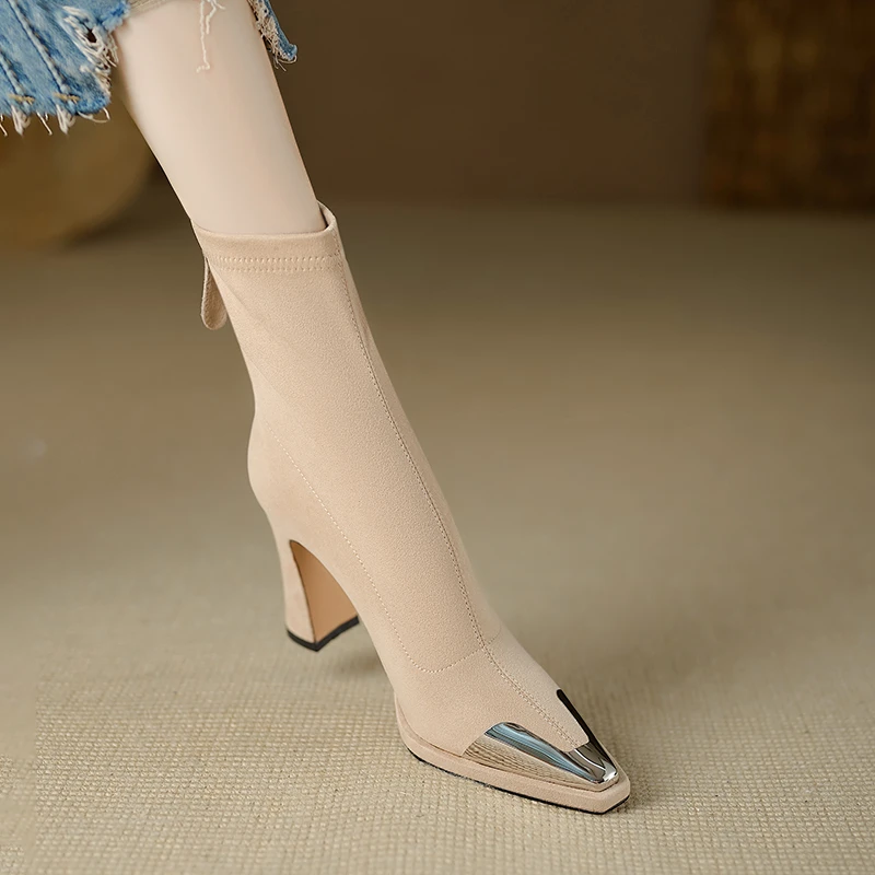 9cm~弹力瘦瘦靴金属尖头粗跟短靴秋冬鞋子女款气质百搭粗跟高跟鞋