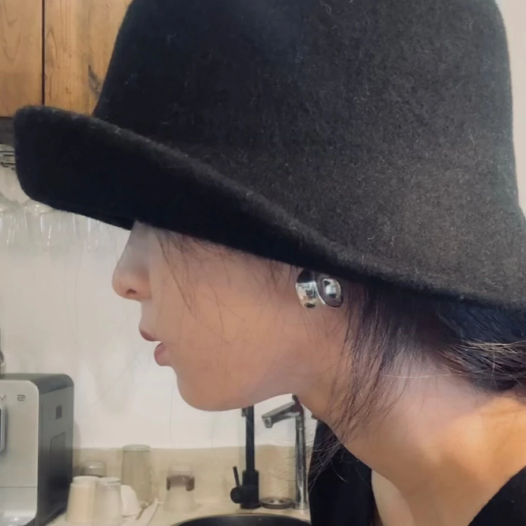 十玥，复古日系名媛翻边毛毡帽盆帽 （无运险）