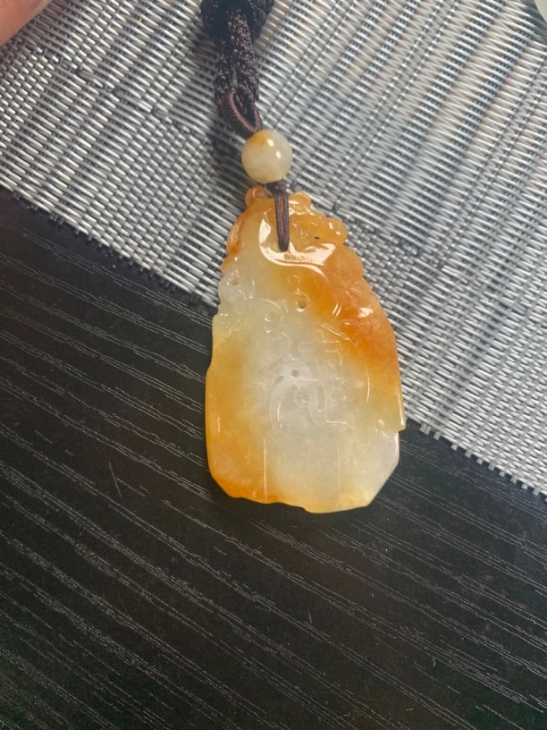 缅甸A货翡翠，大马坎天然黄翡，德行天下气质时尚百搭雕刻精美糖料