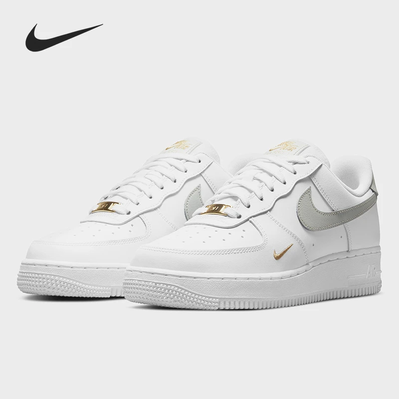 Nike耐克正品 AIR FORCE 空军一号女子低帮板鞋CZ0270-106