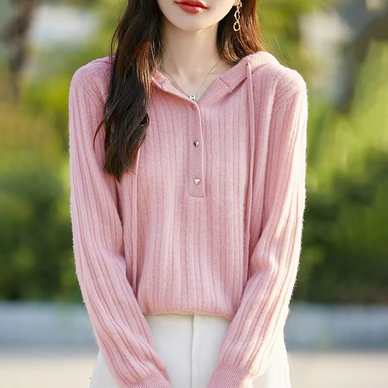 女士全身坑条爱心扣羊毛帽衫