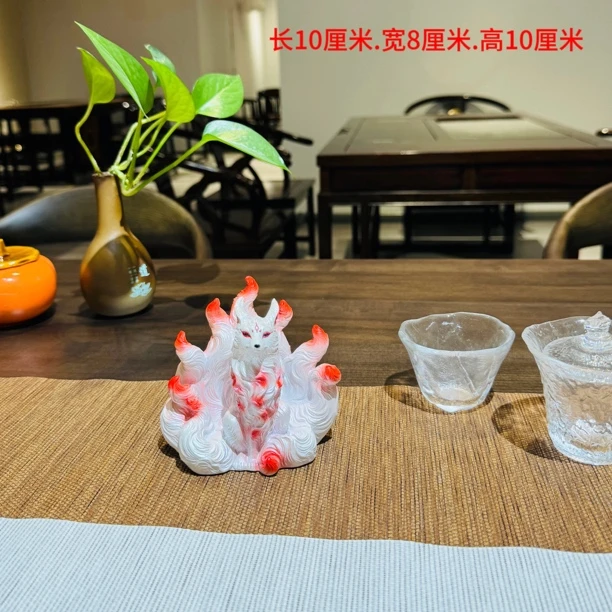 九尾狐摆件小狐狸办公室茶桌摆件车载摆件花园多肉植物摆件