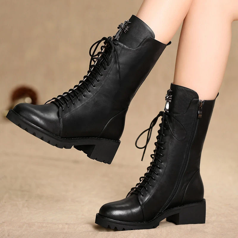 高级感头层牛皮帅气马丁靴女英伦风中筒前真皮厚底秋冬大码短靴子