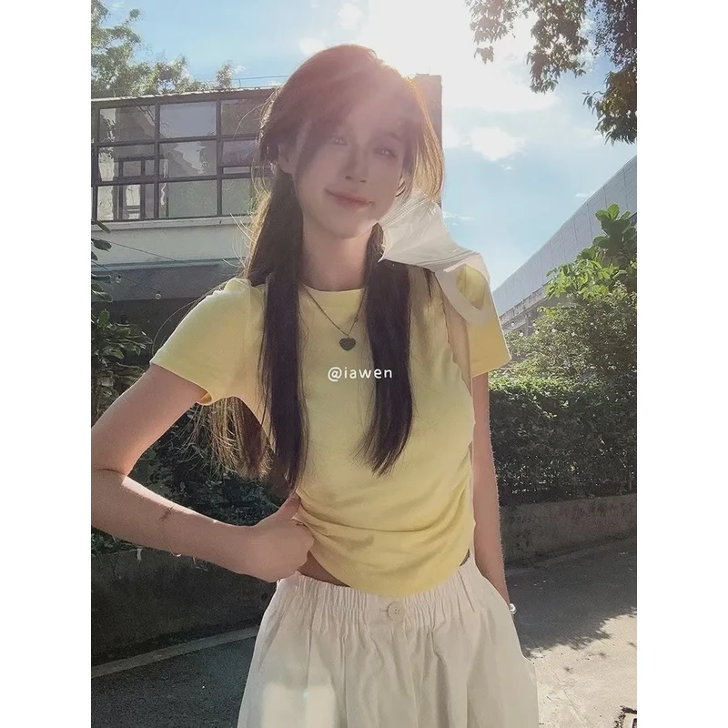 褶皱规则正肩短袖T恤女装夏季弹力修身短款上衣显瘦