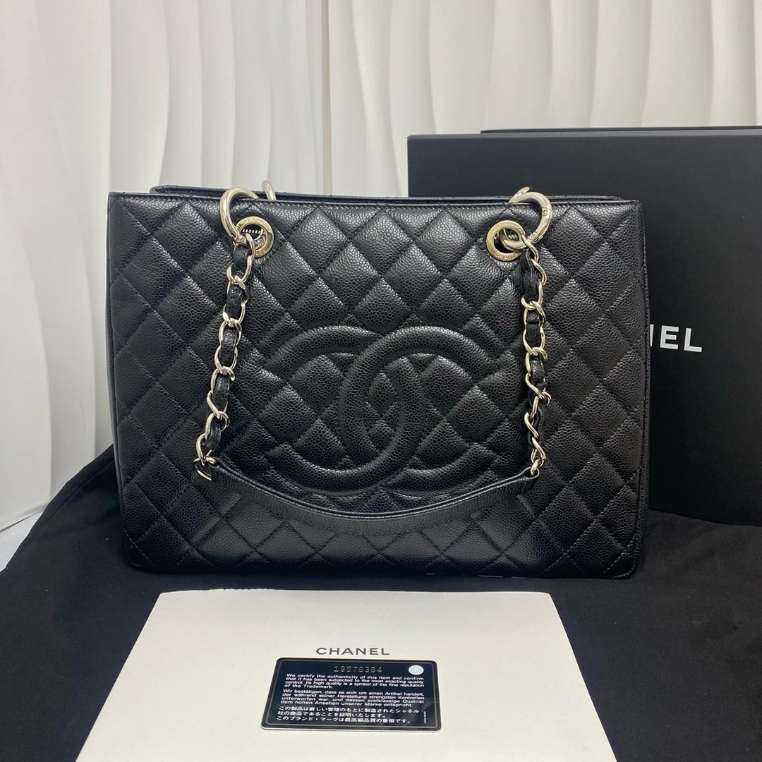 95新 Chanel/香奈儿  GST黑银荔枝皮中号 19开 手提包 9152798