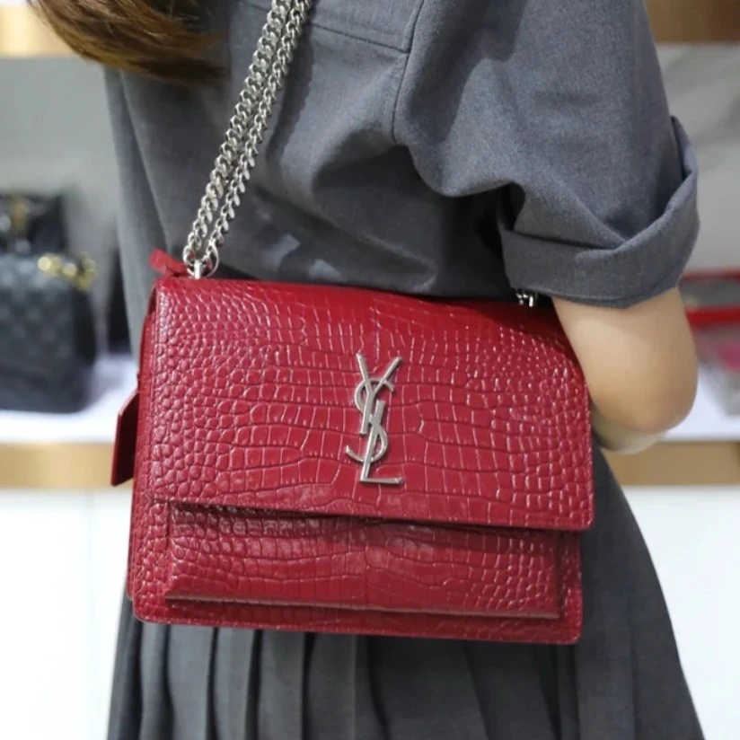 95新 YSL/圣罗兰 圣罗兰 红色鳄压纹日落包 单肩包 8530502女包