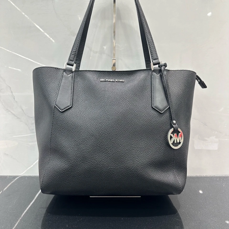 95新 MICHAEL KORS/迈克高仕 MK 黑色托特包 女包 手提包 8765514