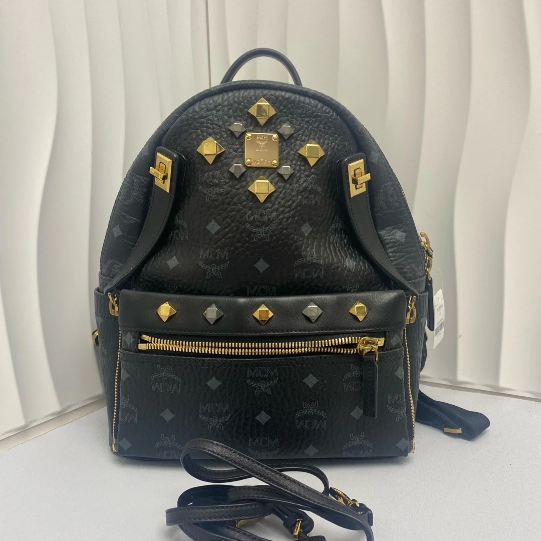 95新 MCM MCM 黑色铆钉小号二合一双肩包 9036906