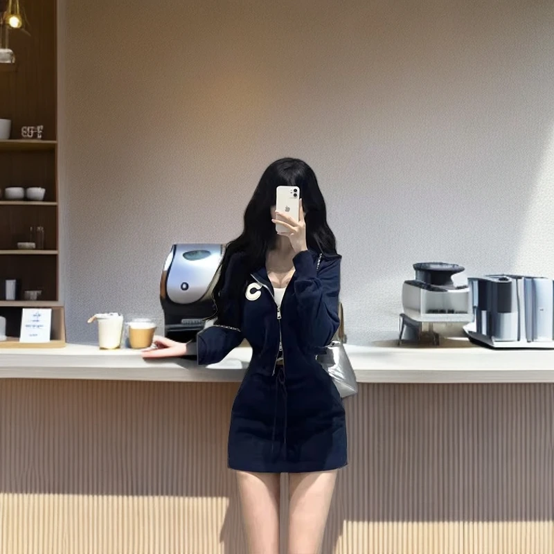 2024春季美式卫衣女新款爆款秋冬慵懒风短款连帽开衫外套两件套潮